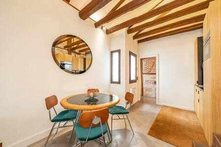 Peaceful Y Beautiful Apt In La Latina Leilighet Madrid Eksteriør bilde
